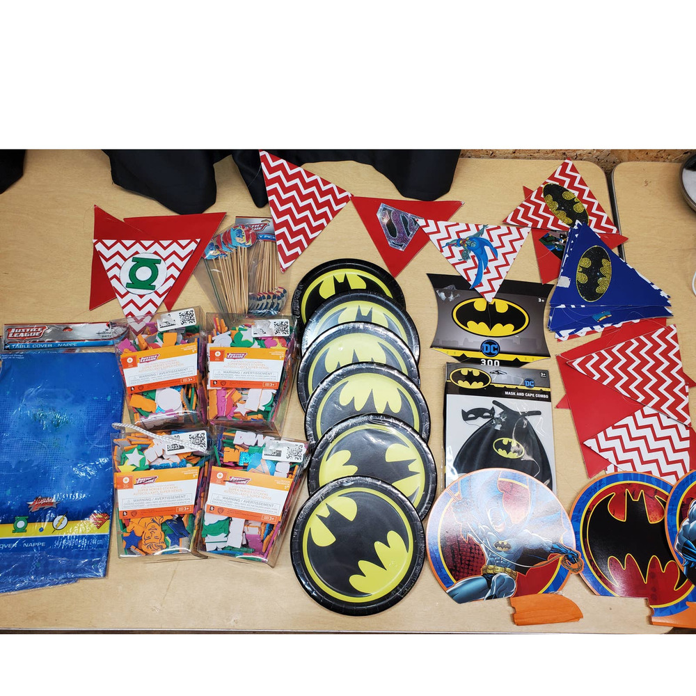 Superhero Party in a Box! Costume Plates Table Settings Batman Superman